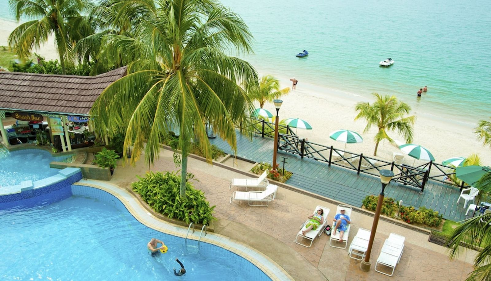 Pool - Flamingo By The Beach Penang