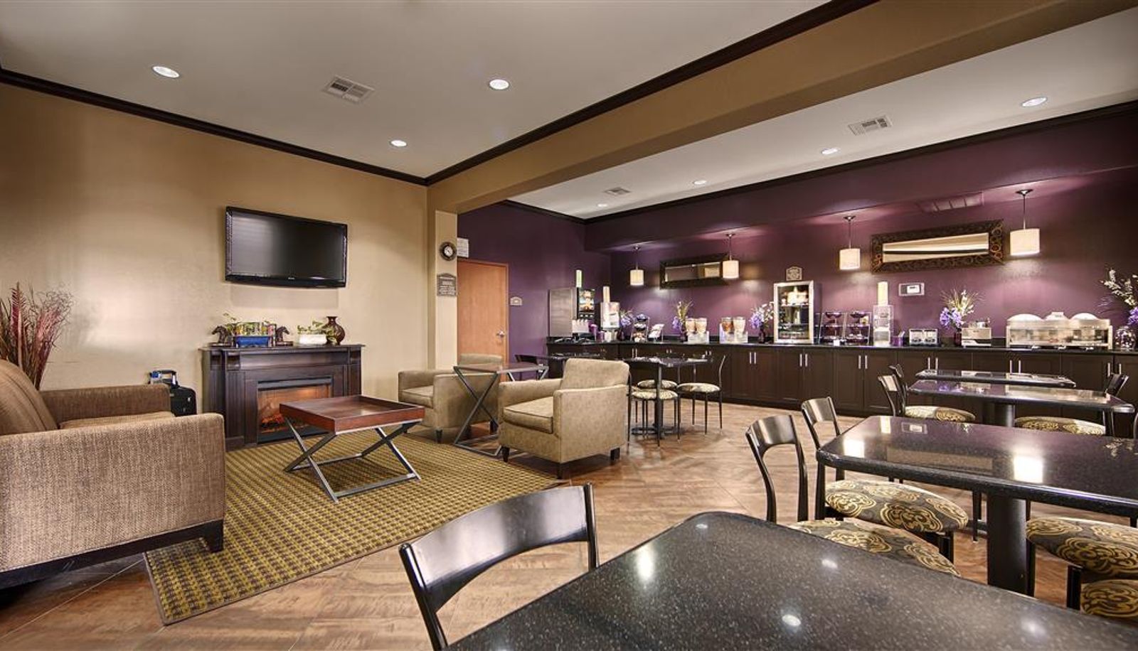 Lobby - Best Western Giddings Inn & Suites
