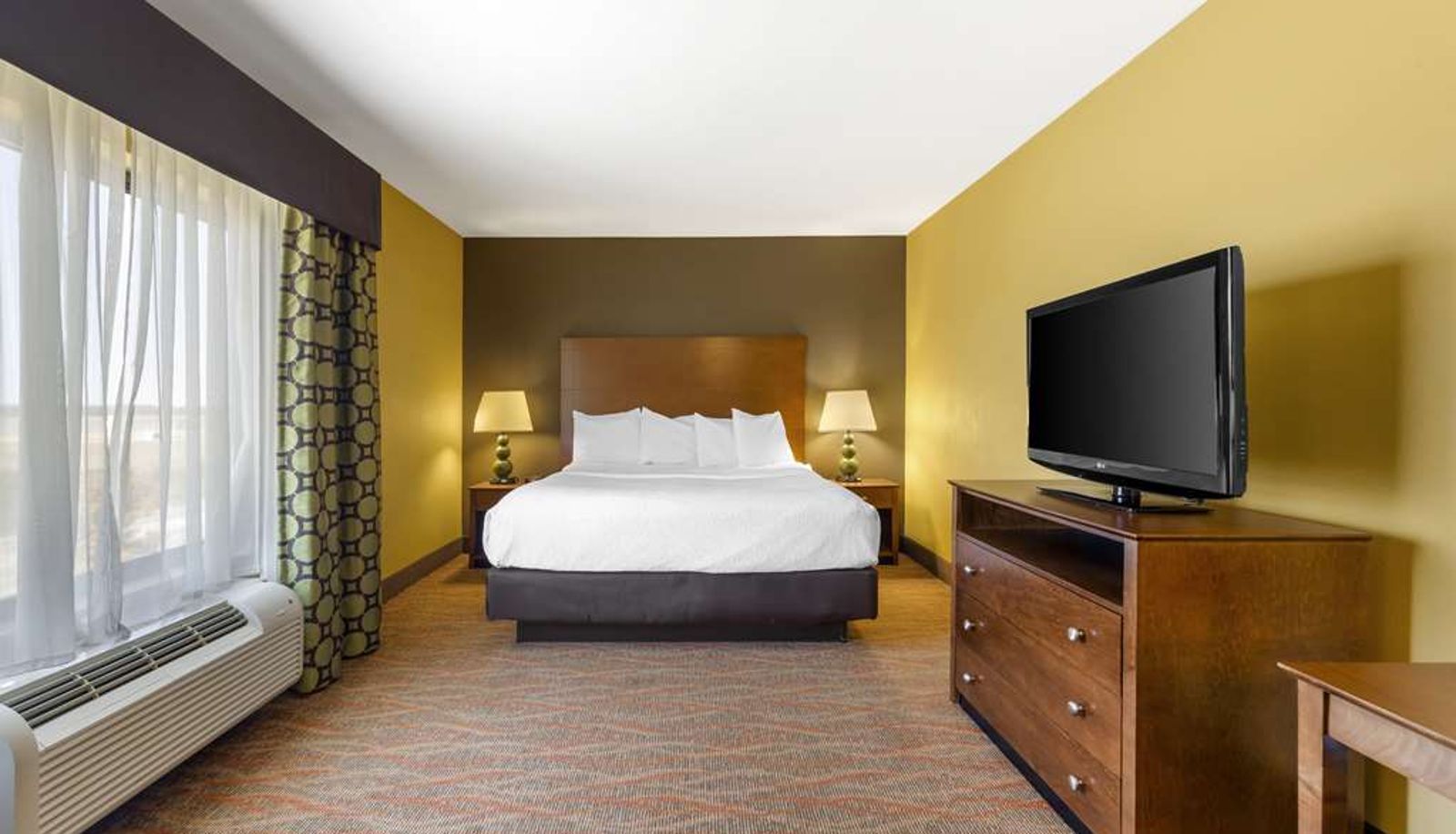 Zimmer - Best Western Plus Tupelo Inn & Suites