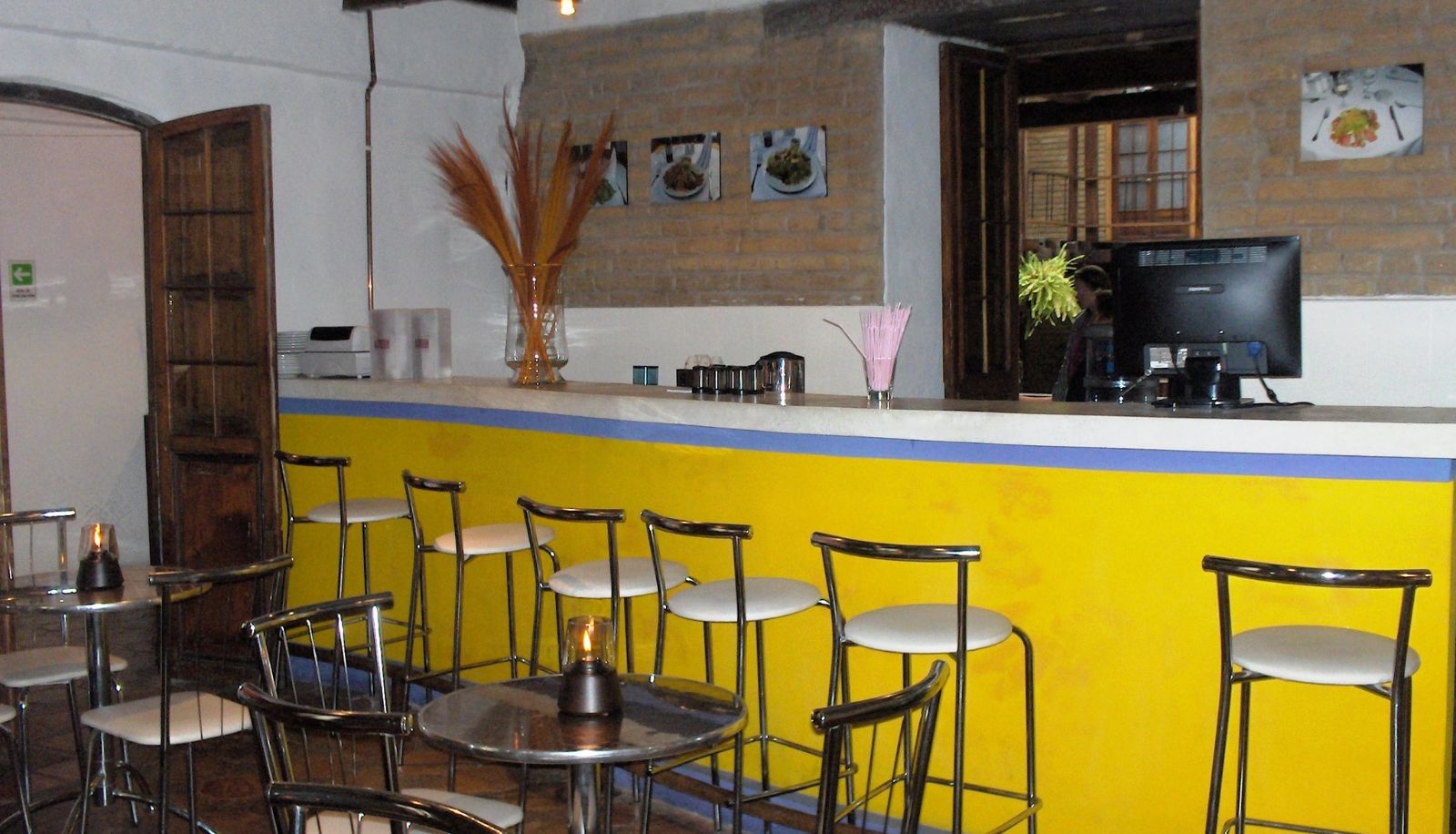 Bar - Casa De La Botica