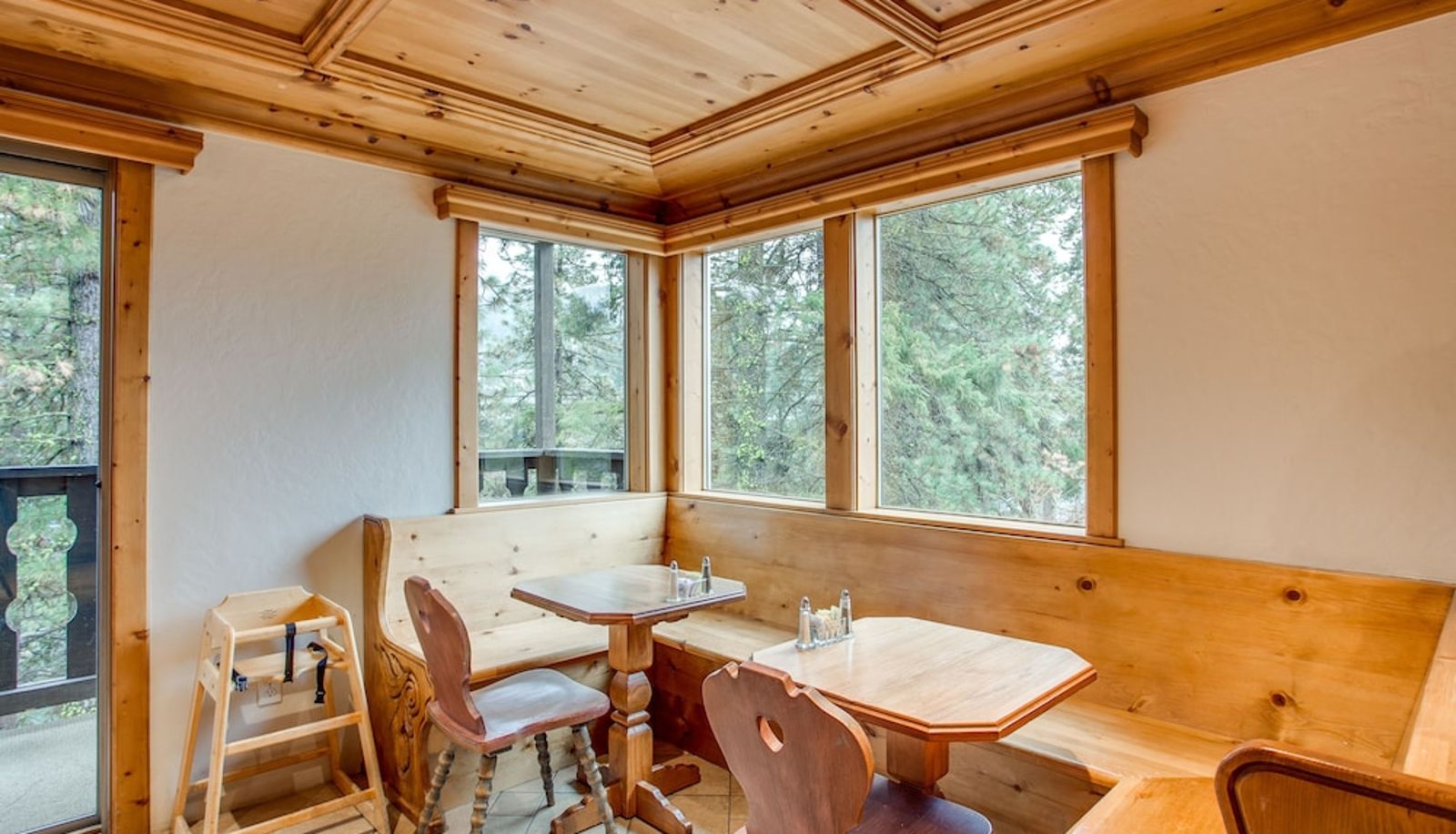 Restaurante - Alpine Rivers Inn