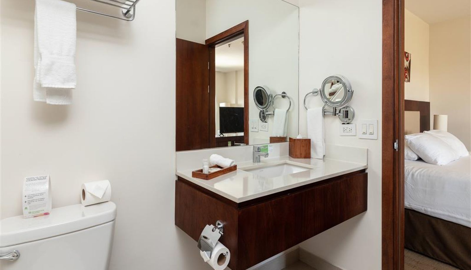 Room - Wyndham Garden San Jose Escazu