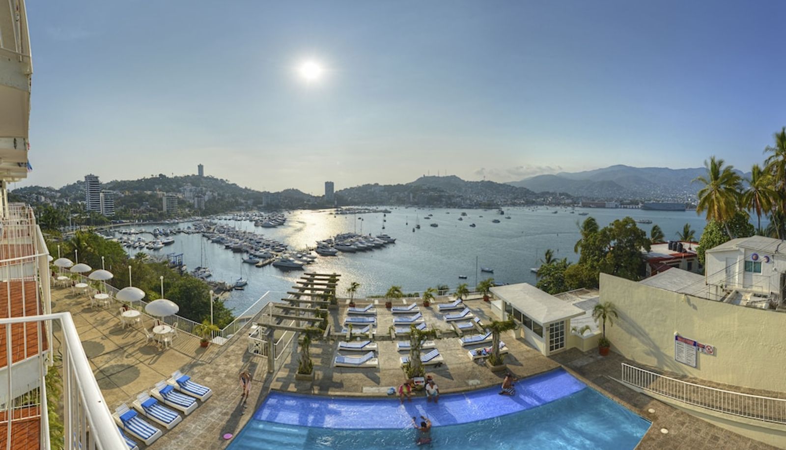 Pool - Alba Suites Acapulco