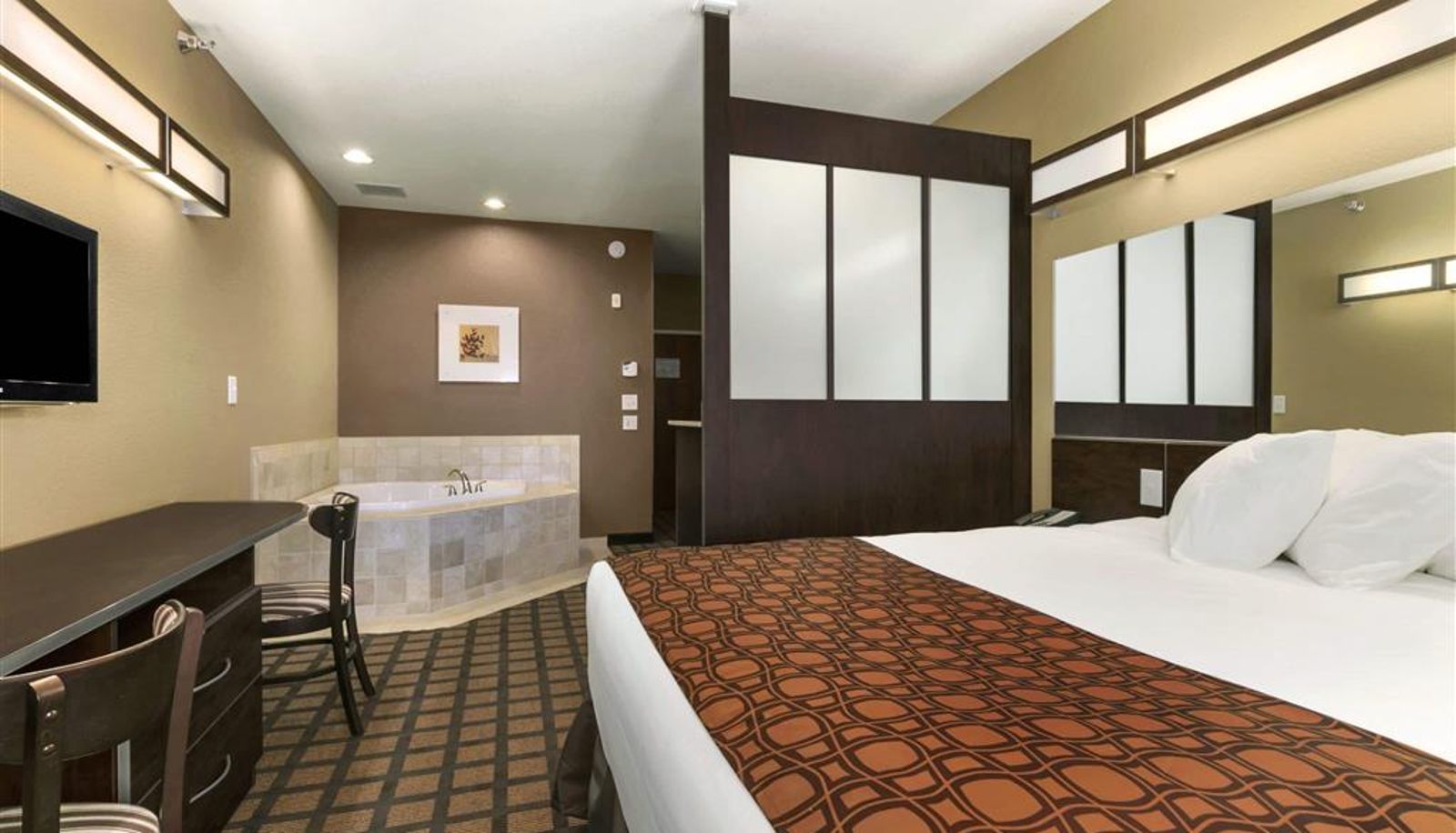 Suite - Microtel Inn & Suites by Wyndham Minot