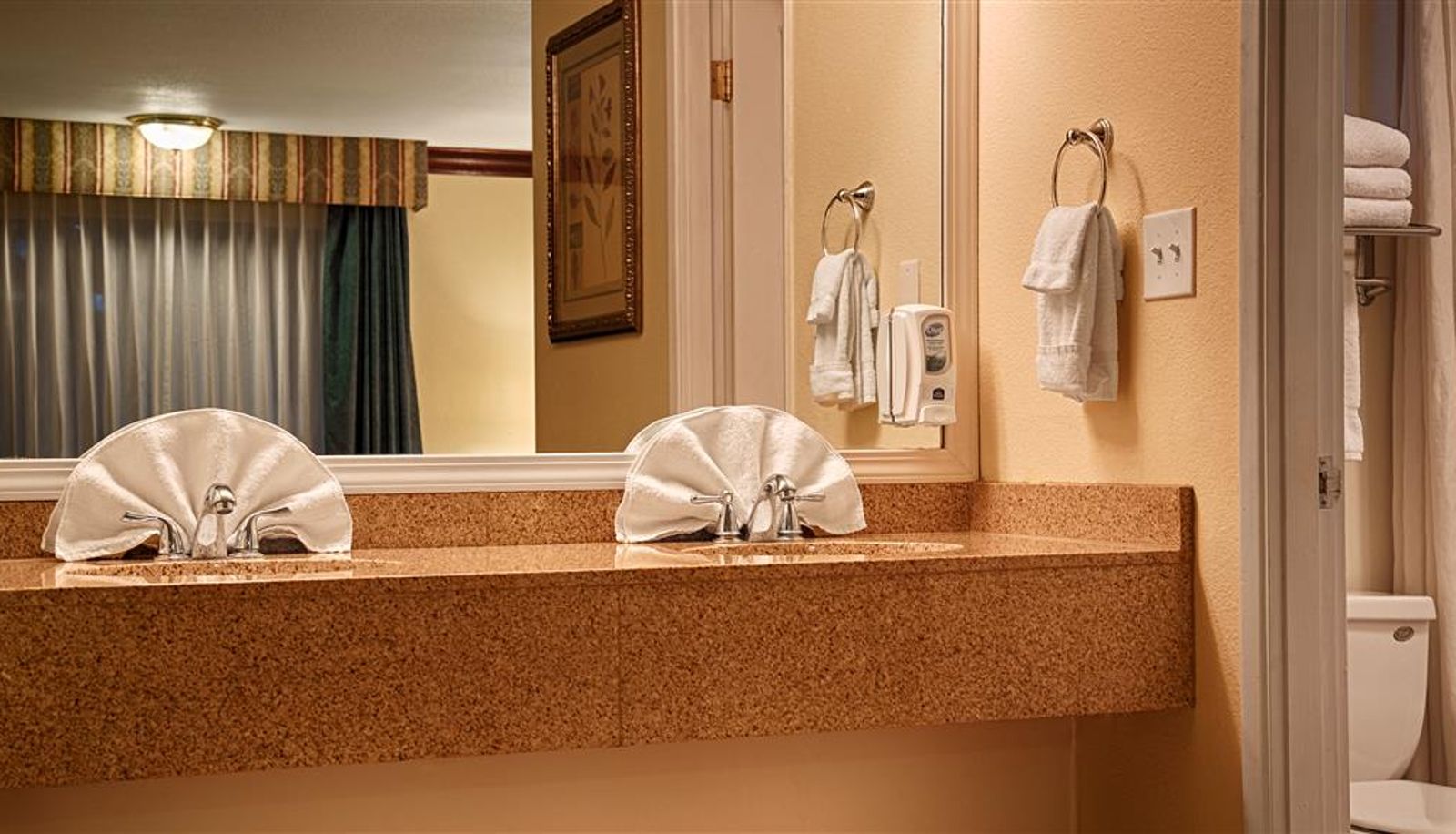 Room - Best Western Garden Villa Inn