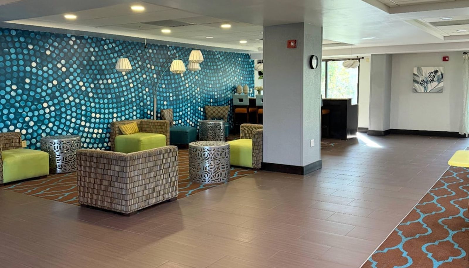 Info - Comfort Inn & Suites Tampa North I-75