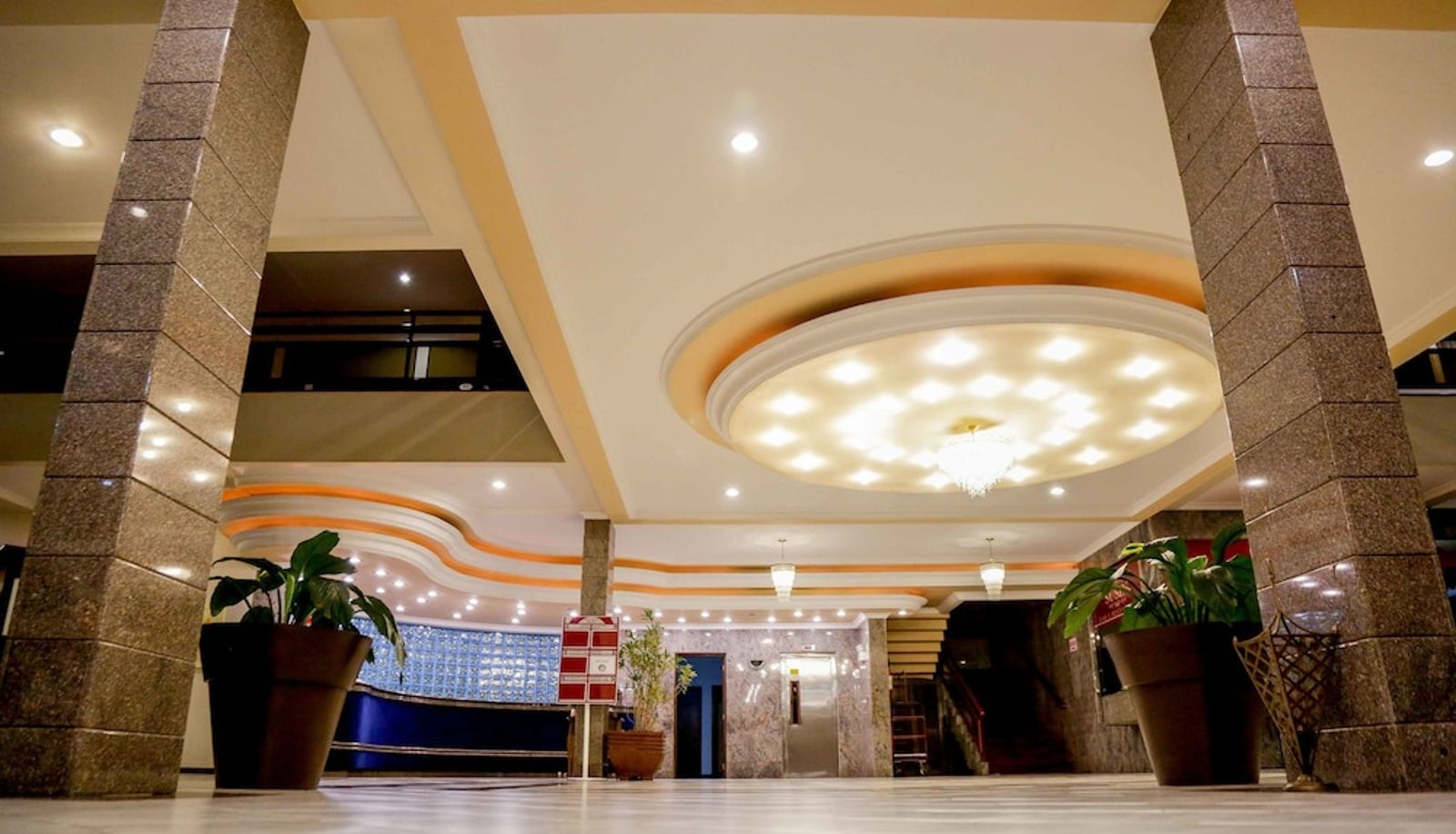 Recepción - Susin Hotel