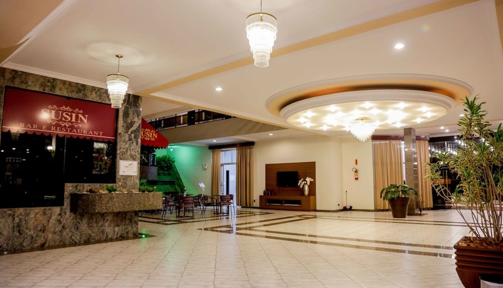 Recepción - Susin Hotel