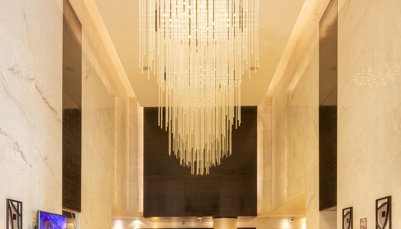 Lobby - Millennium Downtown Abu Dhabi