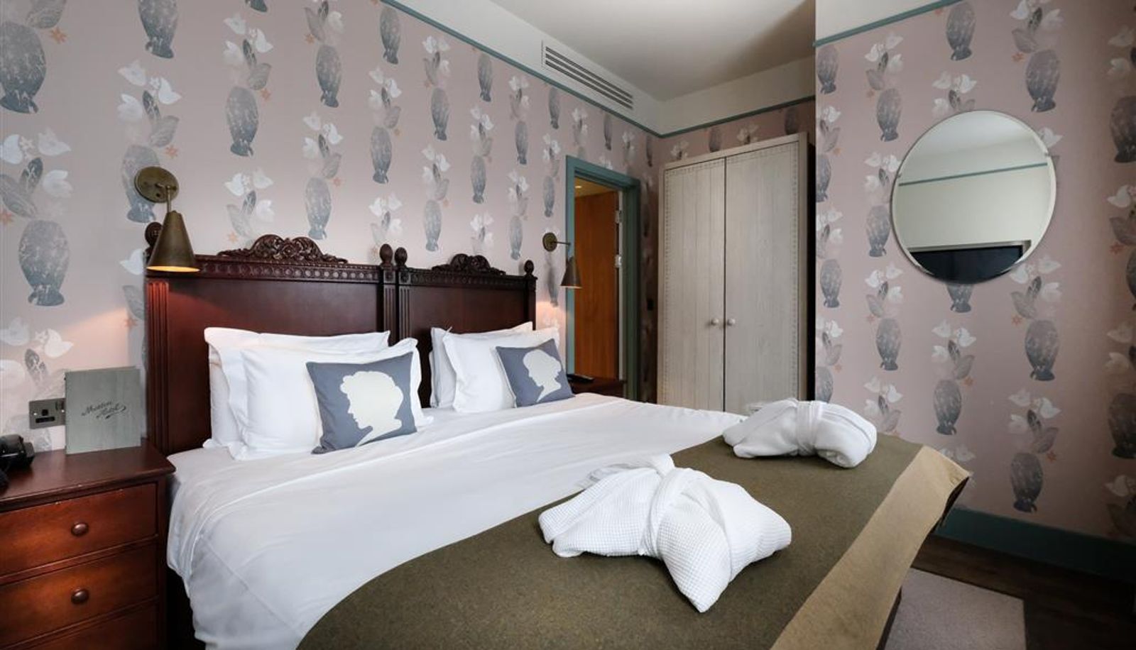 Pokój - The Morton Hotel
