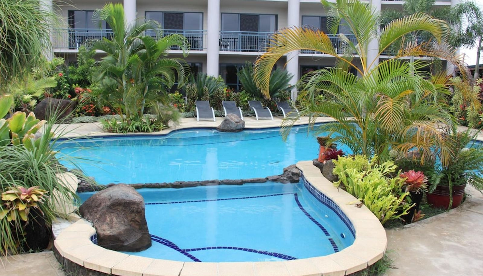 Pool - Amanaki Hotel