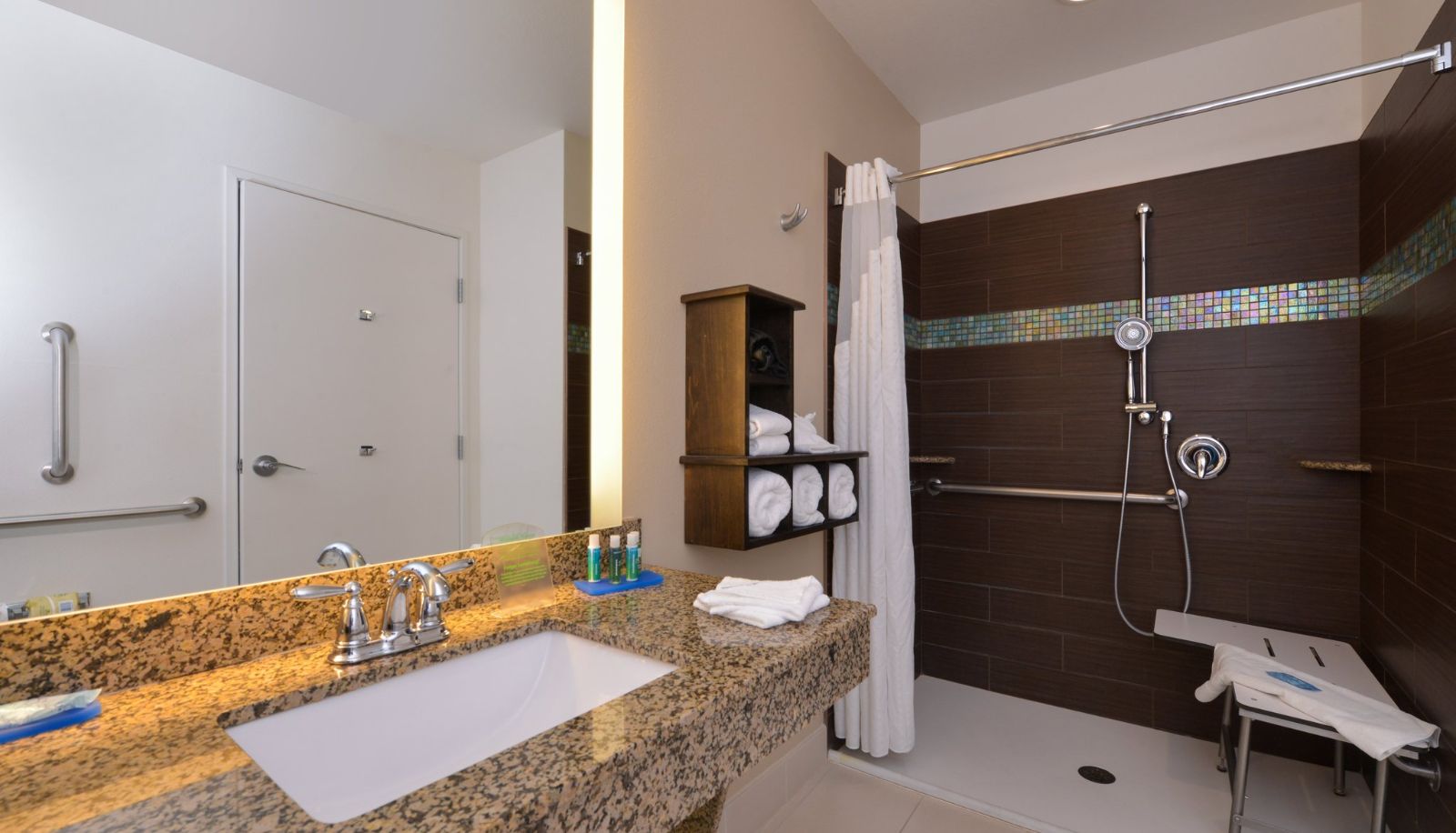 Room - Holiday Inn Express & Suites POCATELLO by IHG