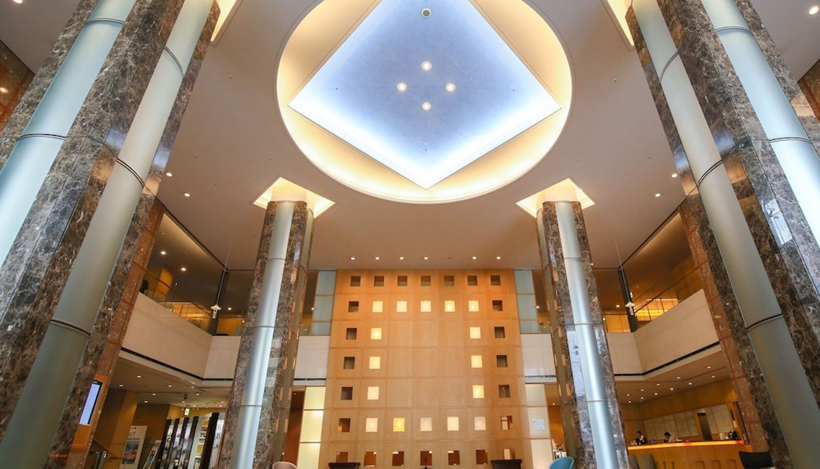 Lobby - KKR Hotel Hakata