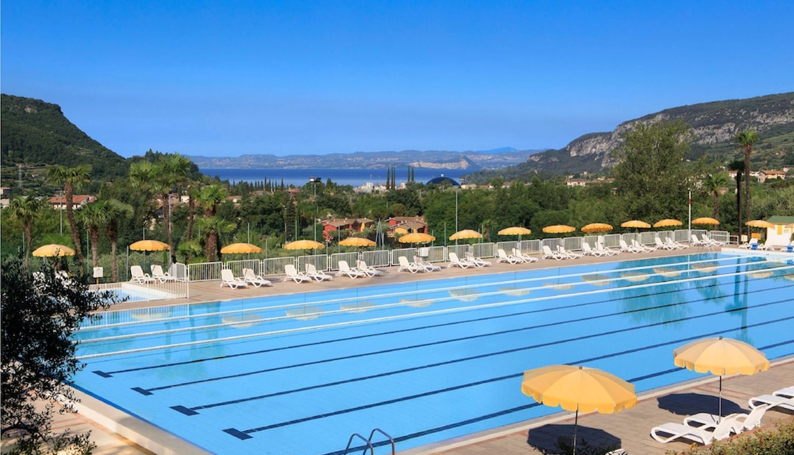Pool - Poiano Resort Apartments