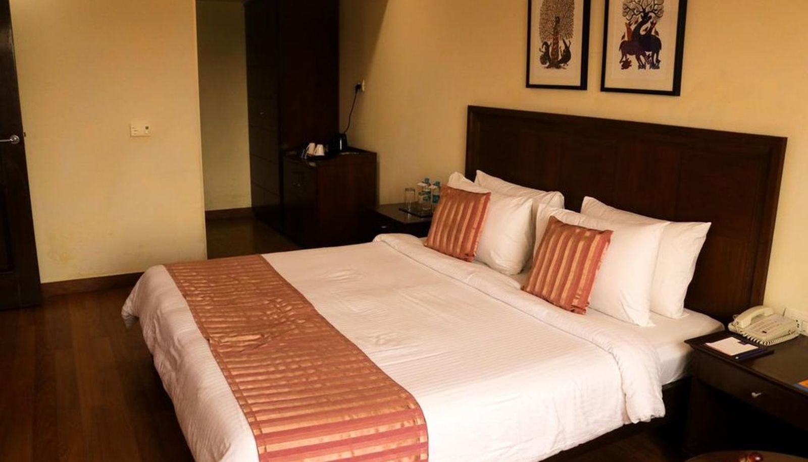 Lobby - Le Lac Sarovar Portico Ranchi