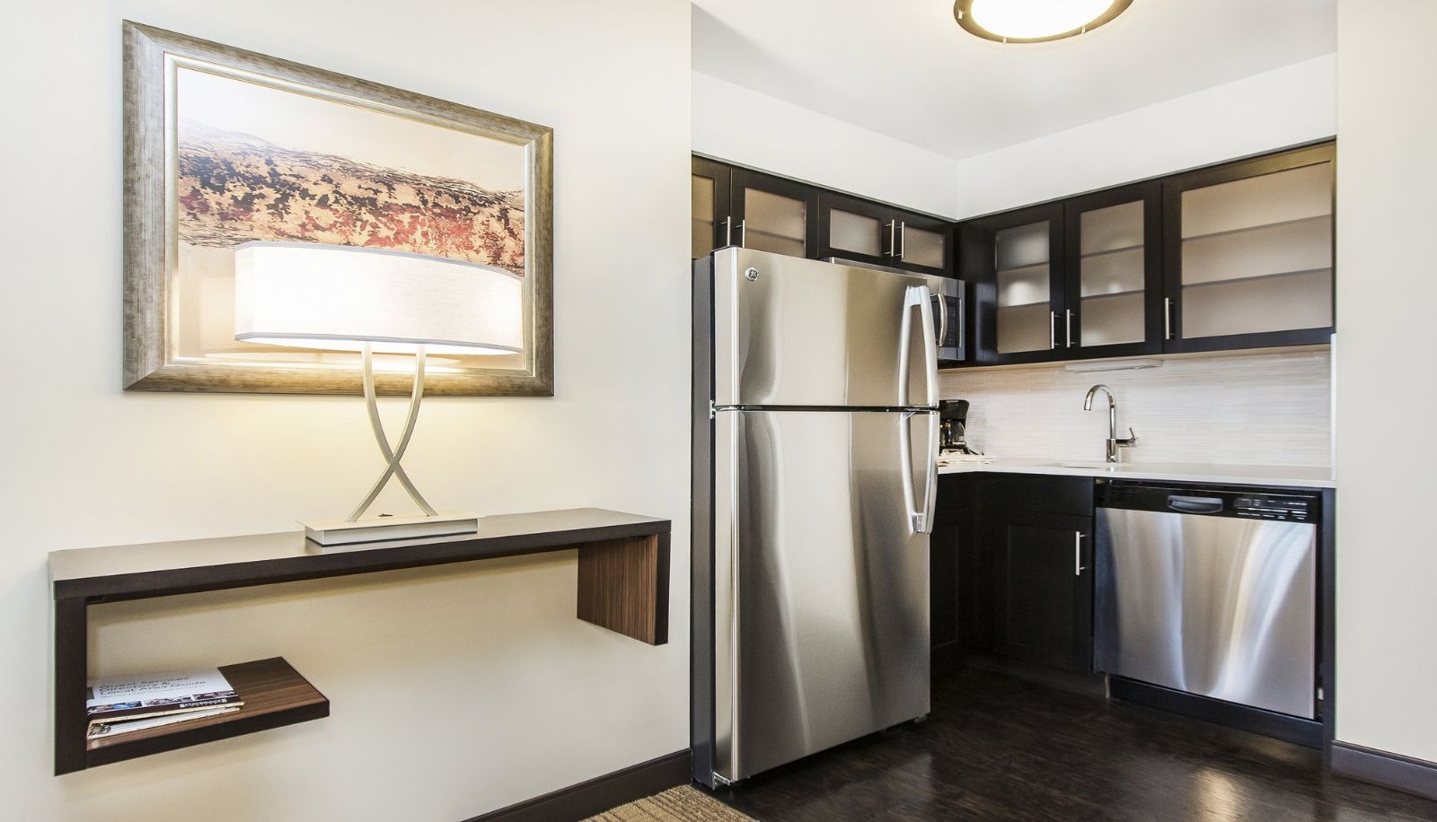 Room - Staybridge Suites WEST EDMONTON by IHG