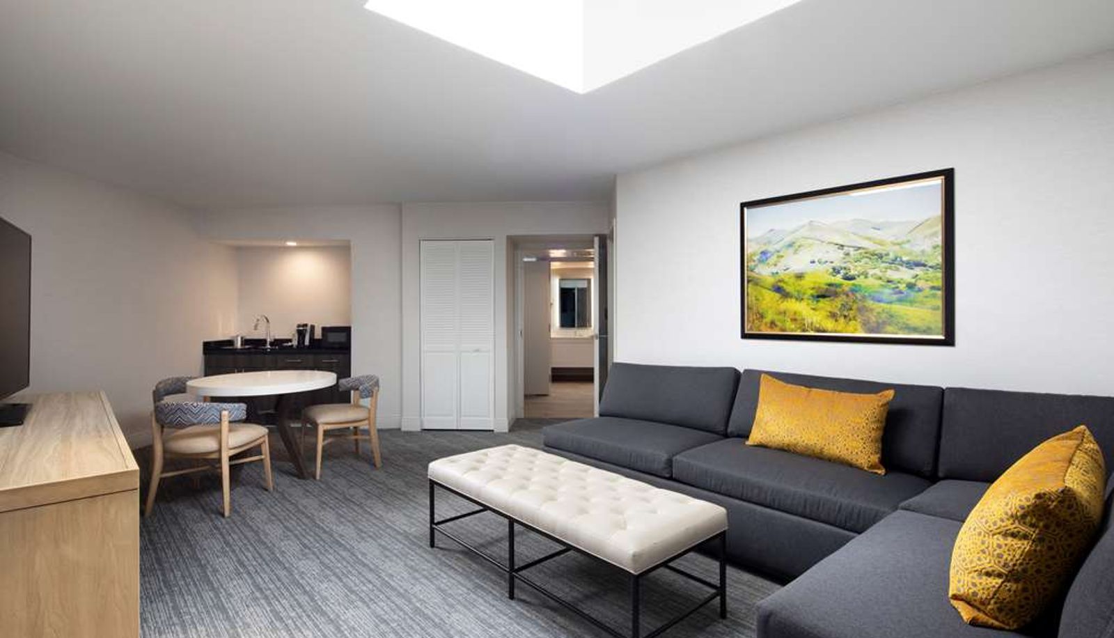 Suite - Sonesta Silicon Valley