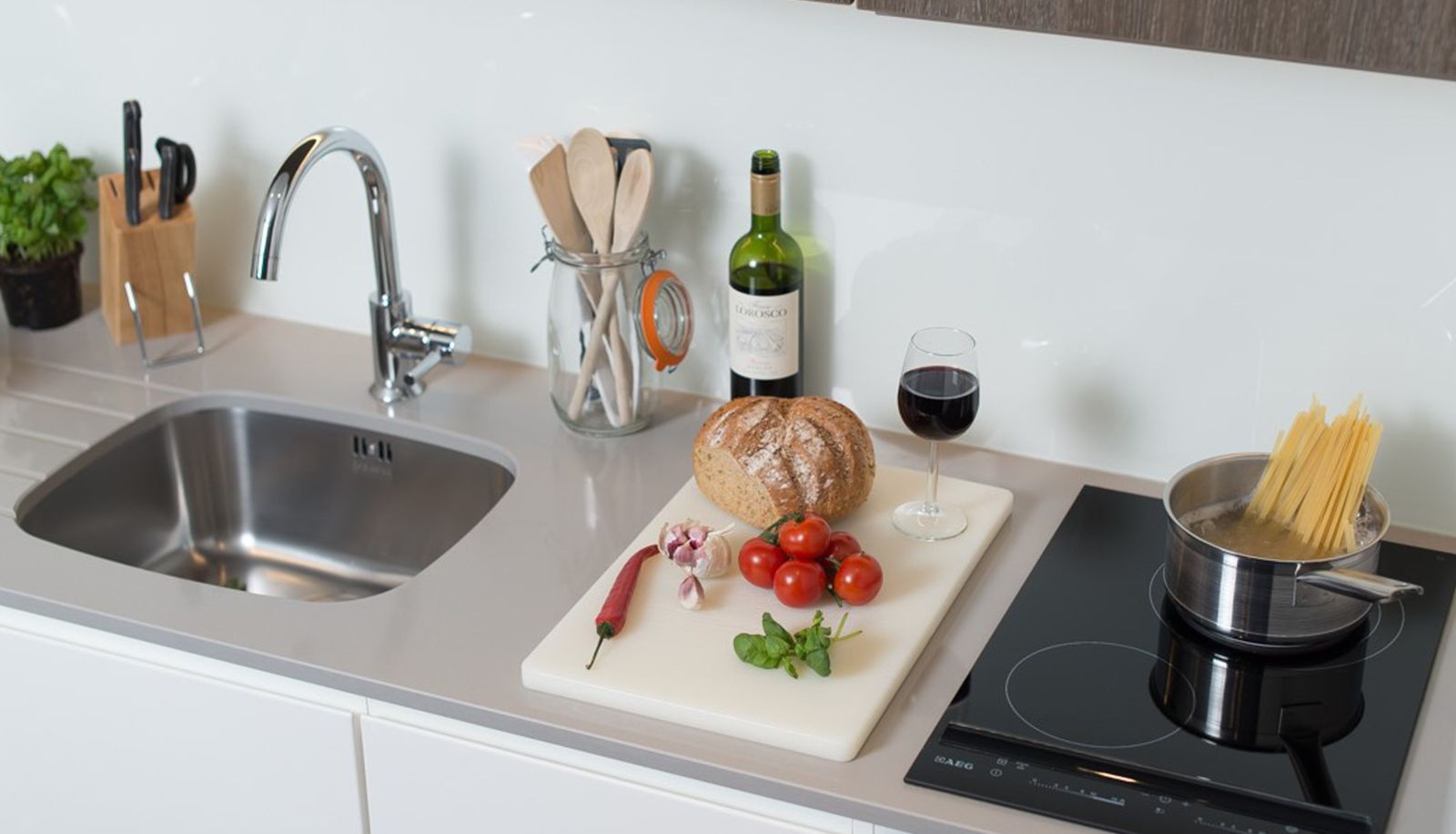 Room - Staybridge Suites LONDON - VAUXHALL by IHG
