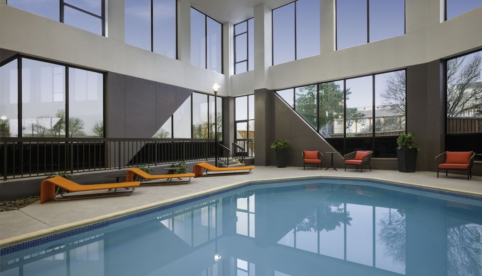 Pool - Crowne Plaza DALLAS MARKET CTR - LOVE FIELD by IHG