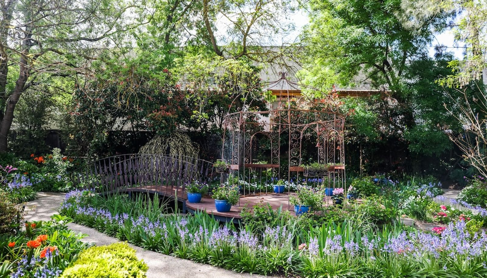 Garten - Elizabethan Lodge