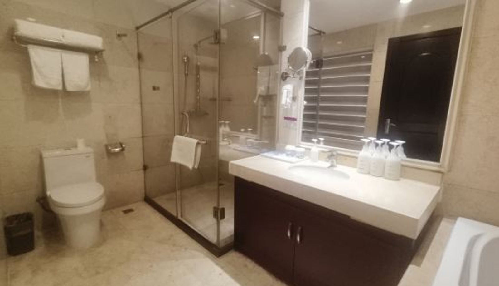 Habitación - Huixian Shangquan Yipin Hotel