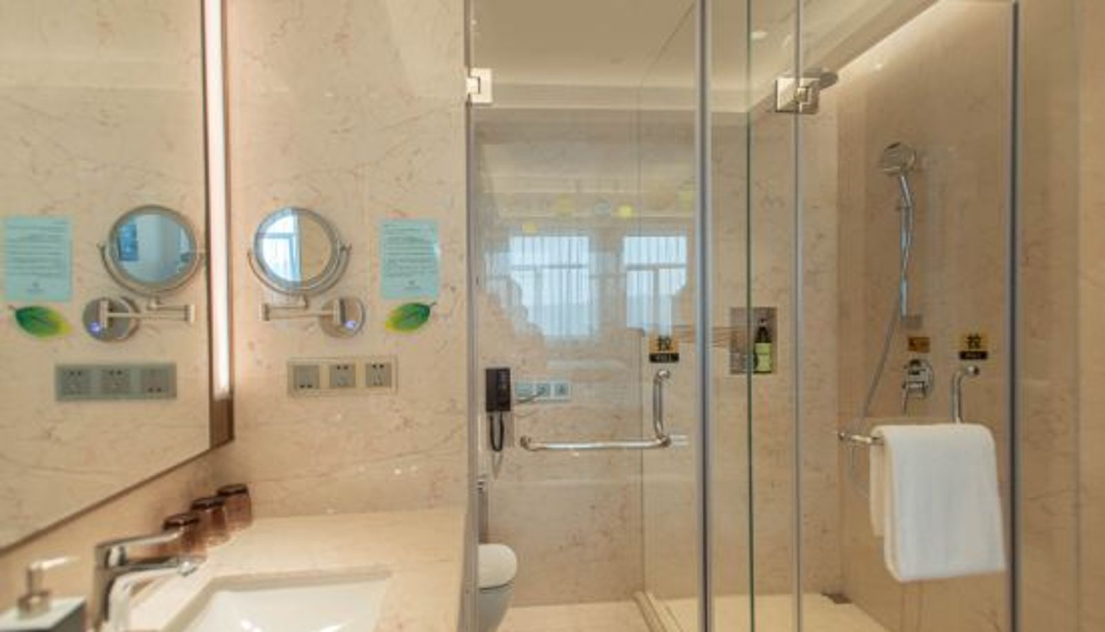 Zimmer - Lanxi World Trade Hotel
