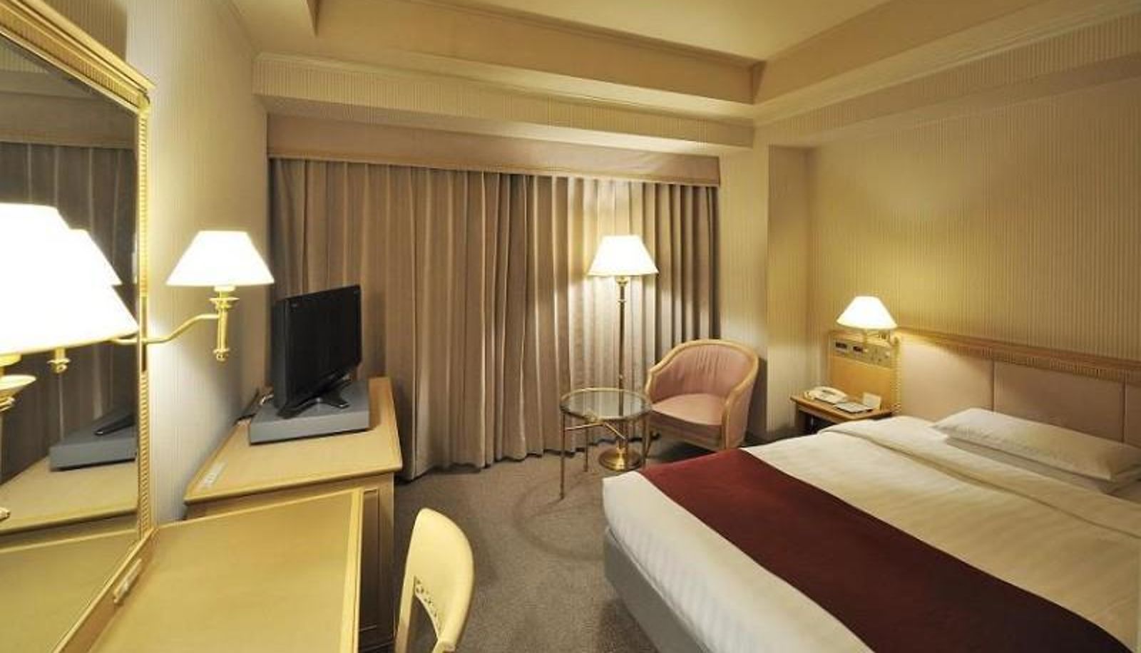 Zimmer - Palace Hotel Tachikawa