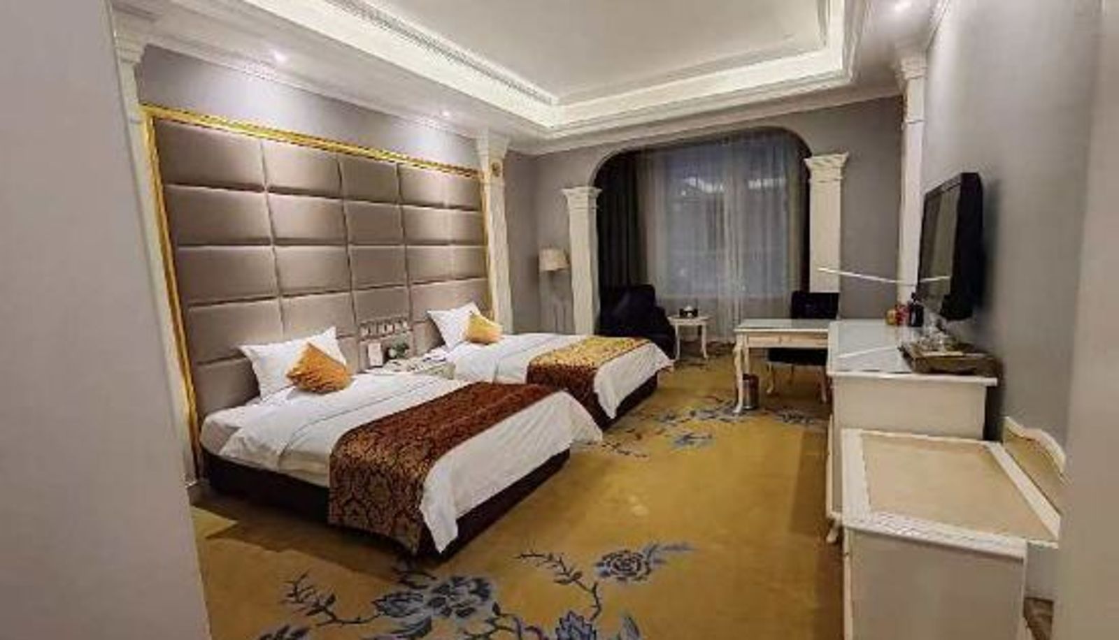 Zimmer - Royal Hotel