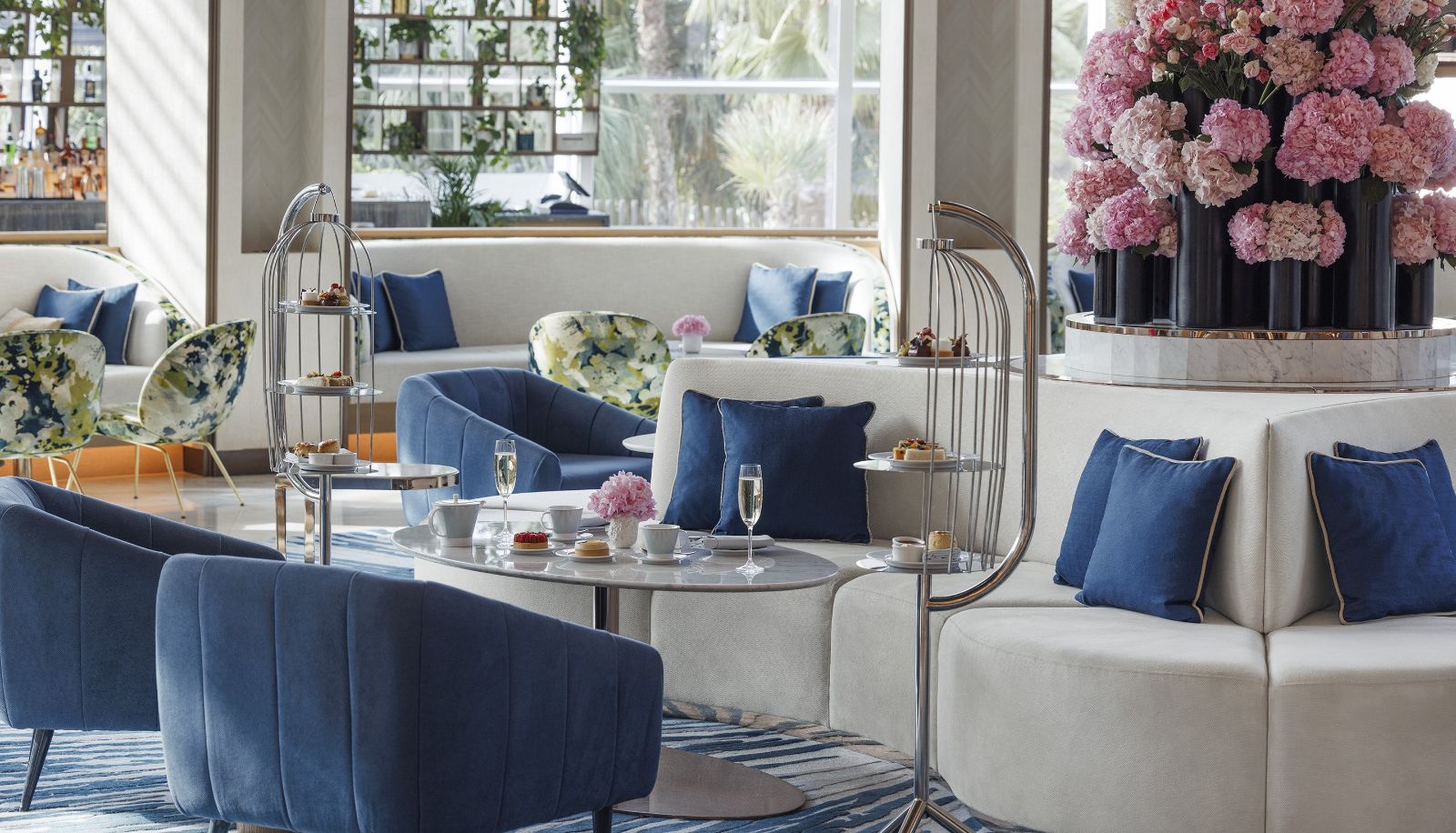 Bar - Jumeirah Beach Hotel Dubai