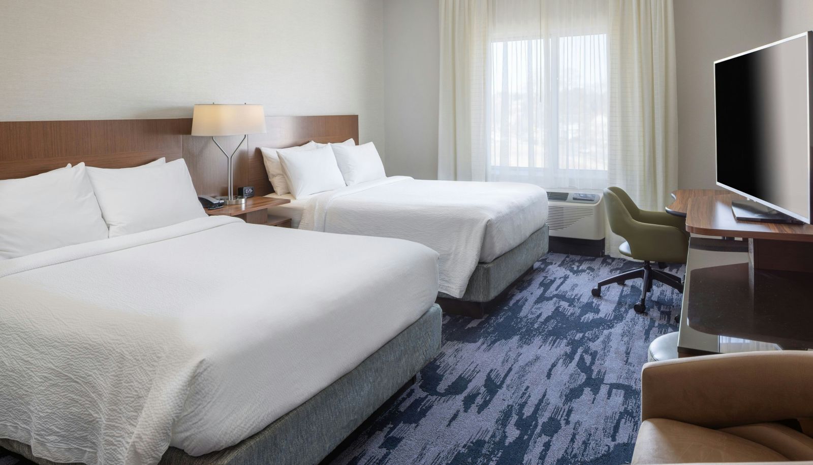 Room - Fairfield Inn and Suites by Marriott Springfield Northampton Amherst
