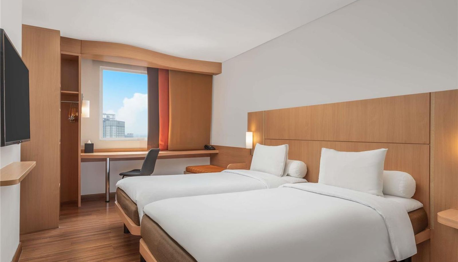 Zimmer - ibis Gading Serpong