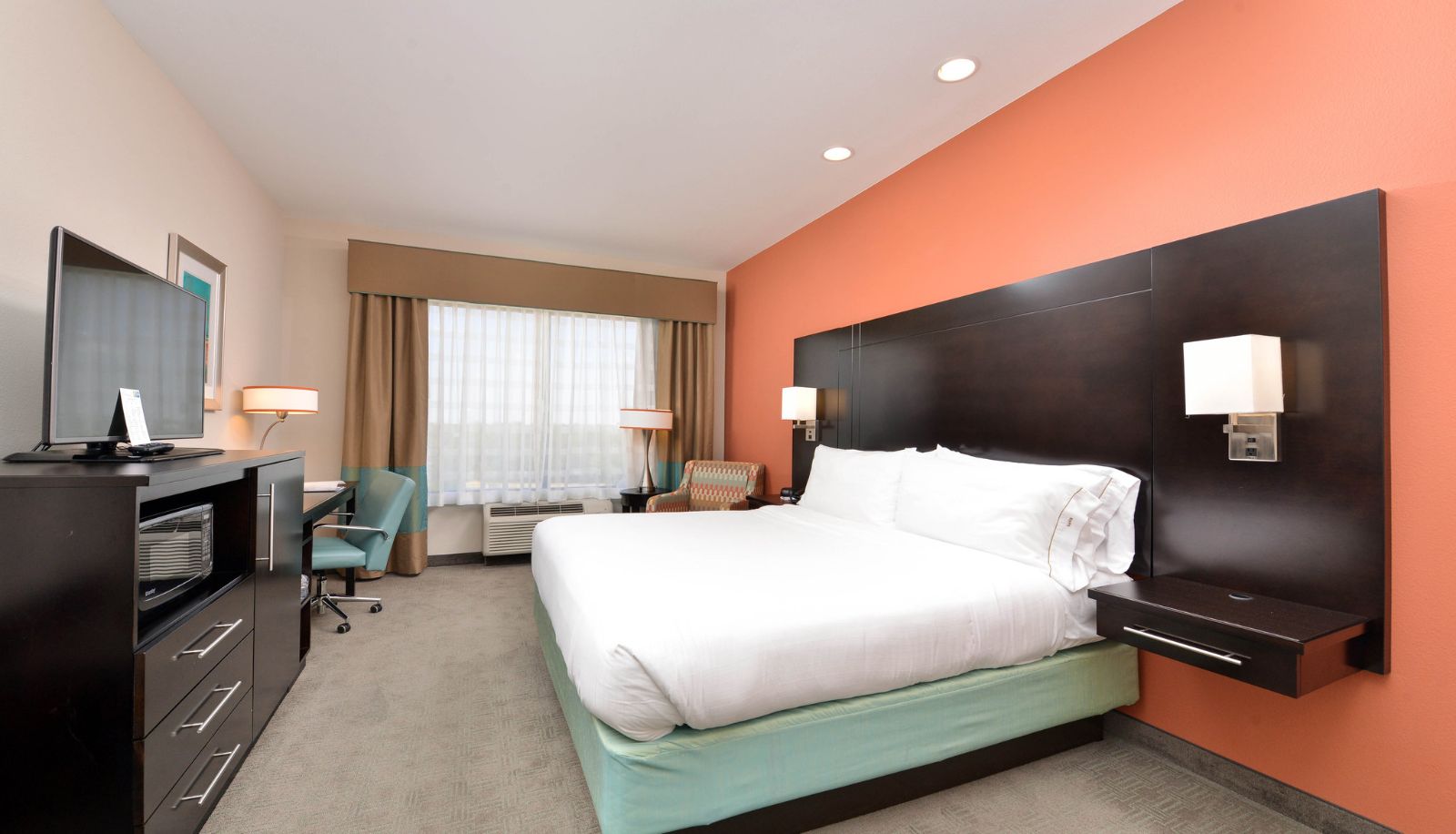 Room - Holiday Inn Express & Suites AUSTIN SOUTH by IHG