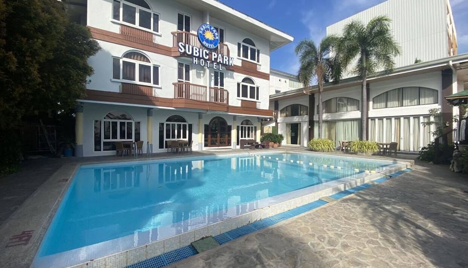 Zwembad - Subic Park Hotel