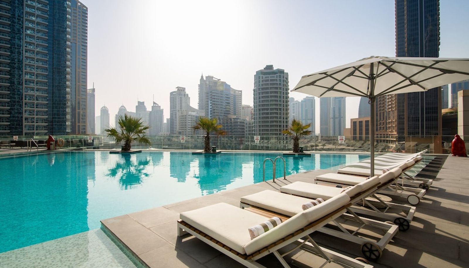 Pool - InterContinental Hotels DUBAI MARINA by IHG