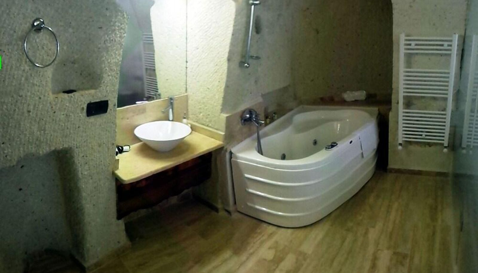 Pokój trzyosobowy - El Puente Cave Hotel