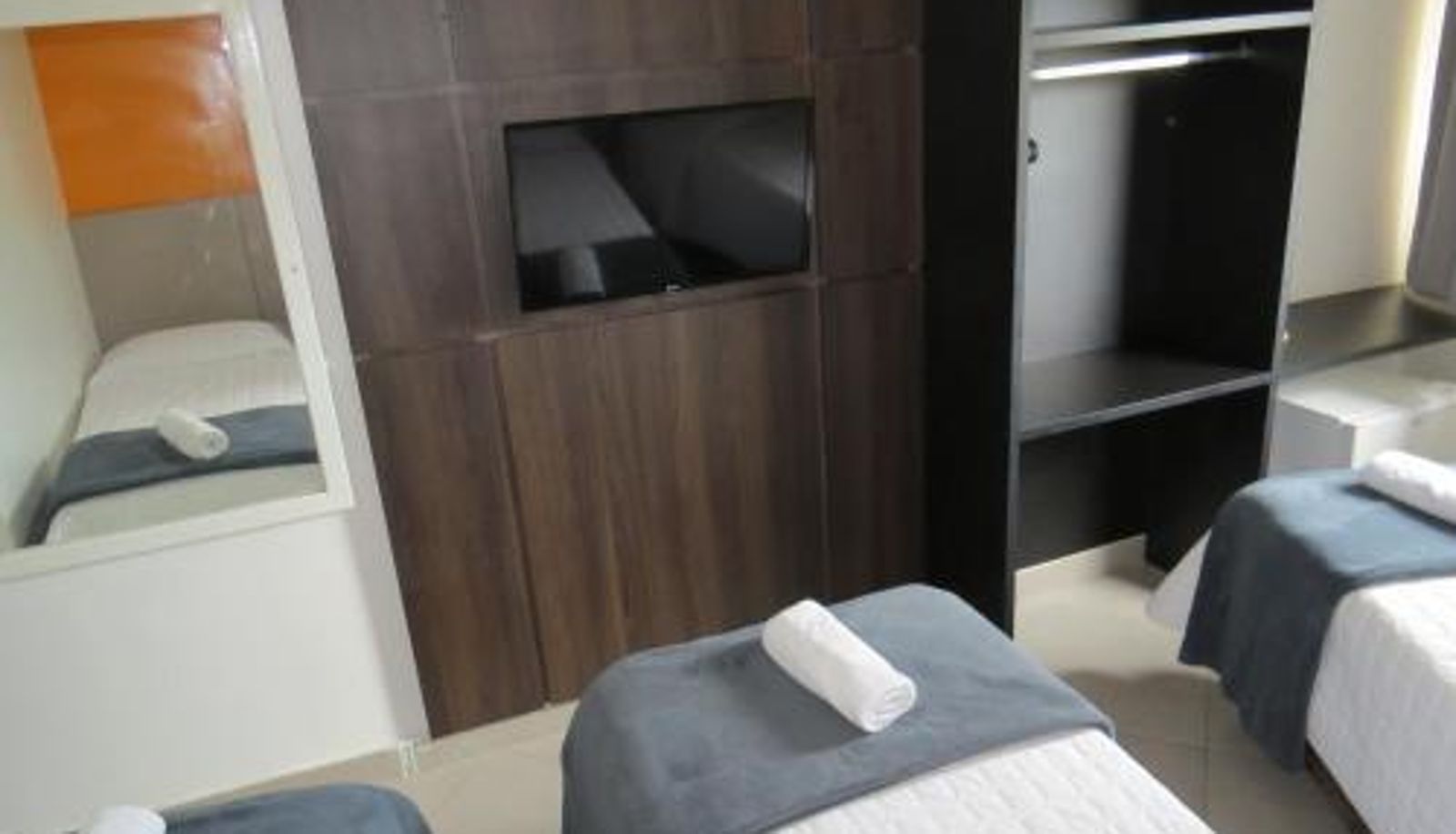 Kamer - 300 m Rodoviária  Mercado Público Minuano Hotel Express próx Orla Lago Guaíba