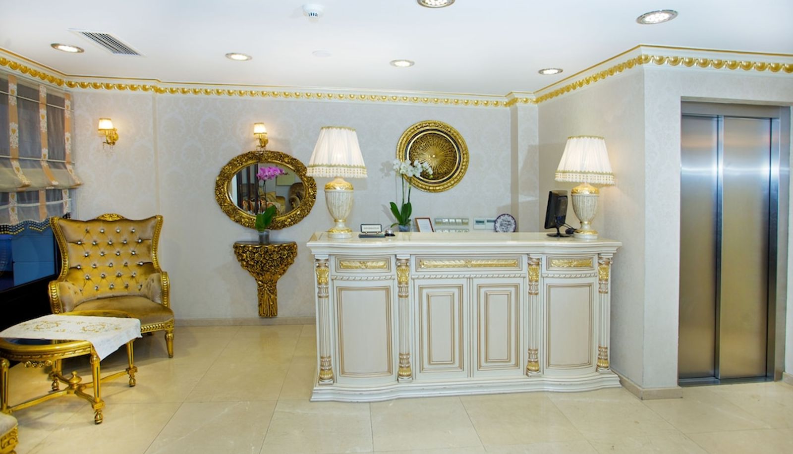 Reception - White House Hotel Istanbul