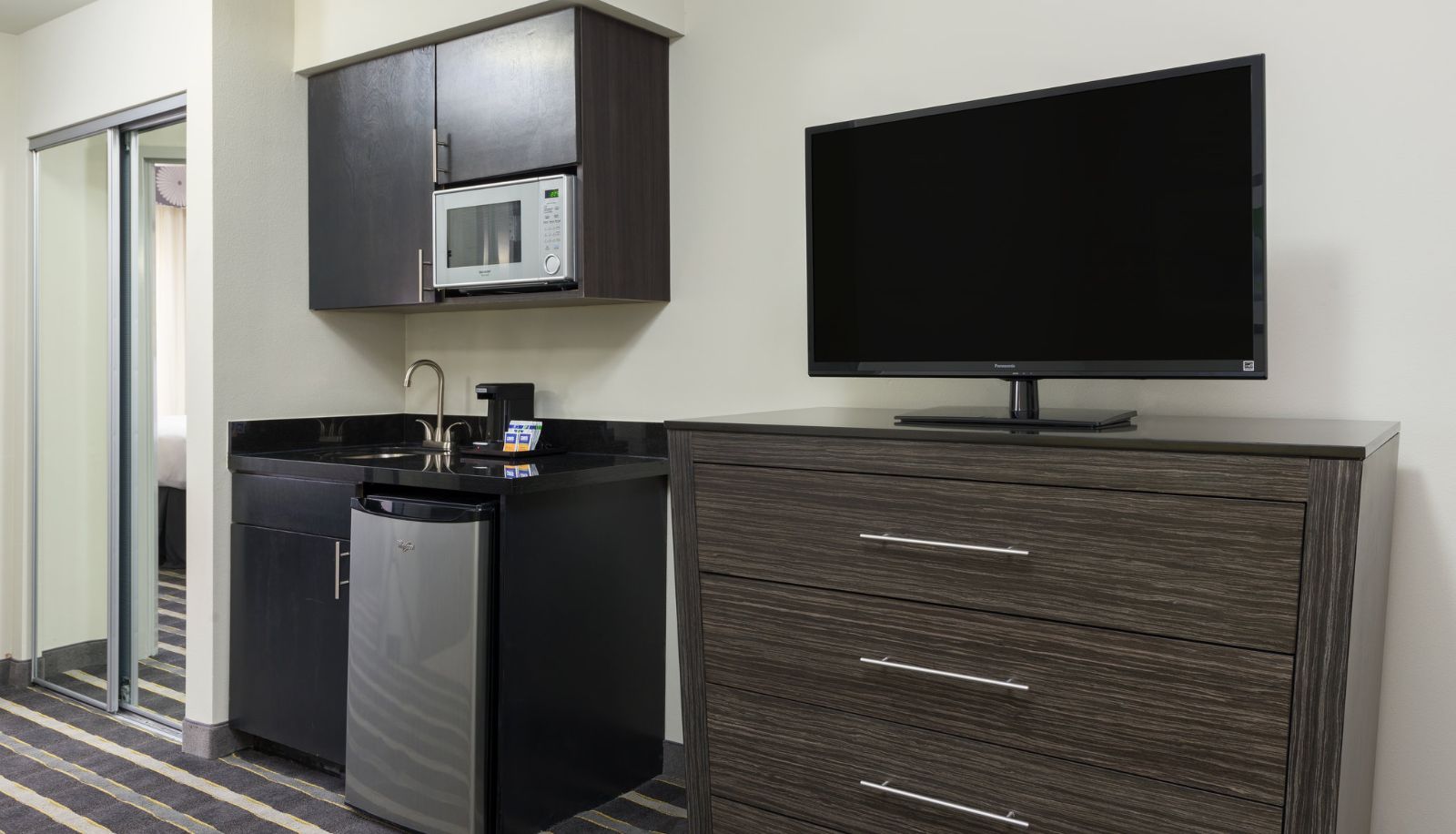Camera - Holiday Inn Express & Suites NORMAN by IHG
