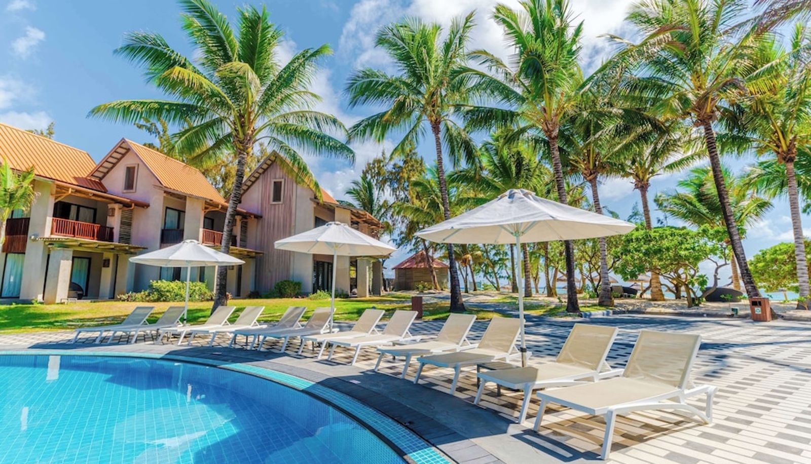Piscina - Maritim Crystals Beach Resort & Spa