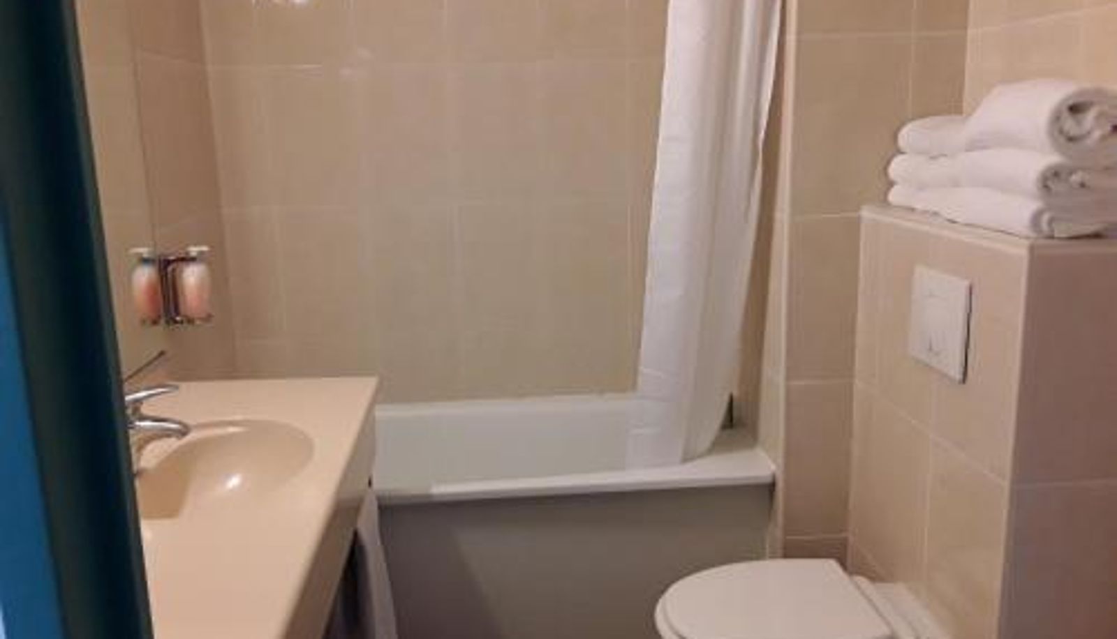 Triple room - Le Relais de Voisins