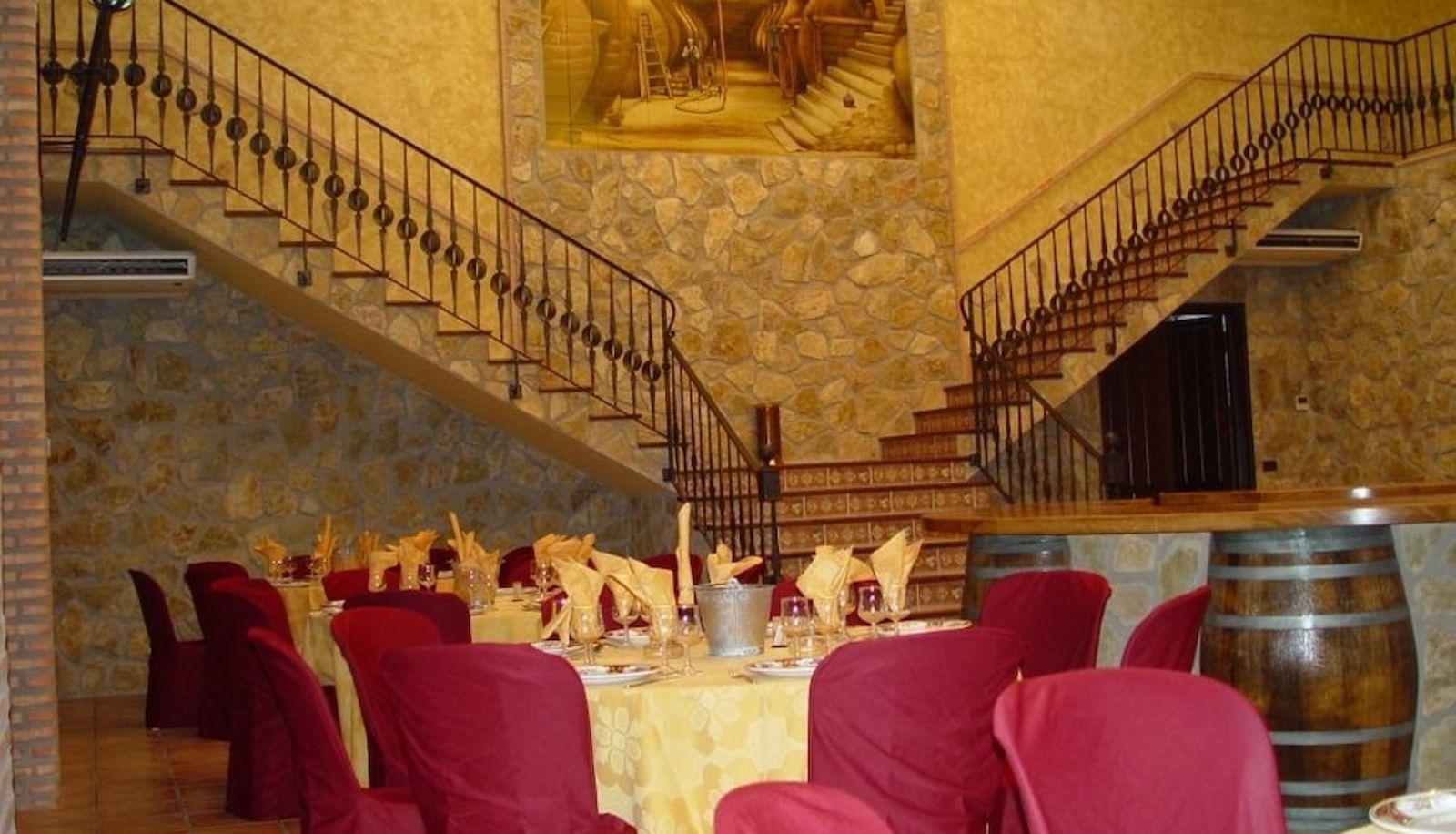 Restauracja - Hotel Viñedos y Bodegas El Castillo