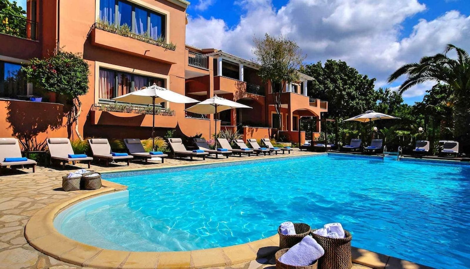 Piscine - Lena Mare Boutique Hotel