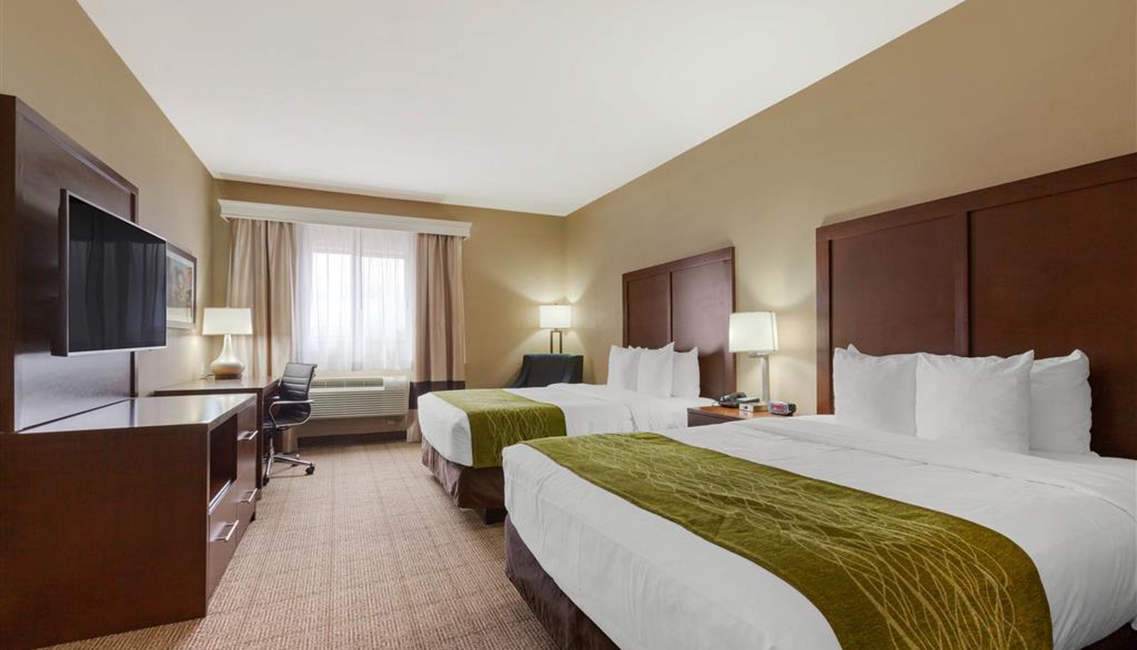 Zimmer - Comfort Inn & Suites Page at Lake Powell