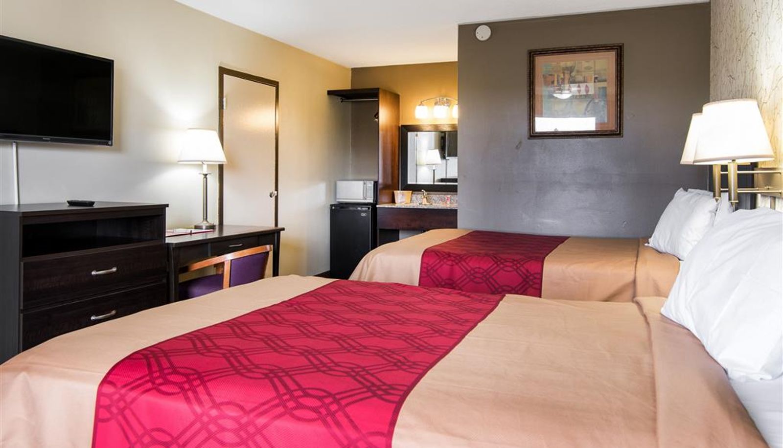 Zimmer - Econo Lodge Selma - Smithfield