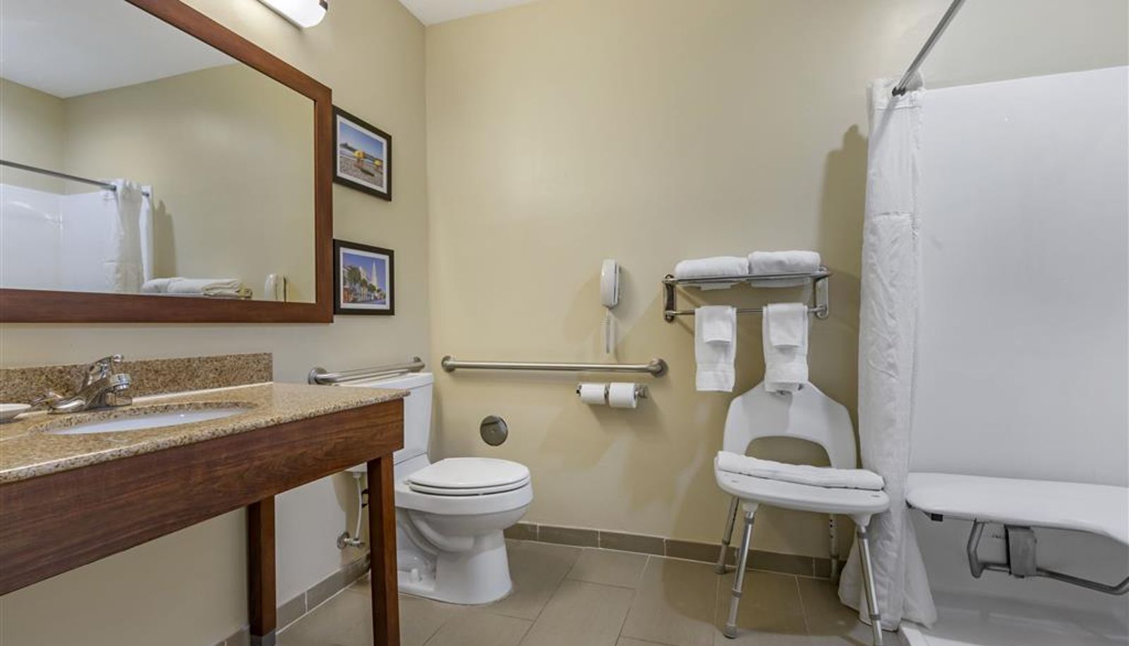Room - Comfort Inn & Suites Orangeburg