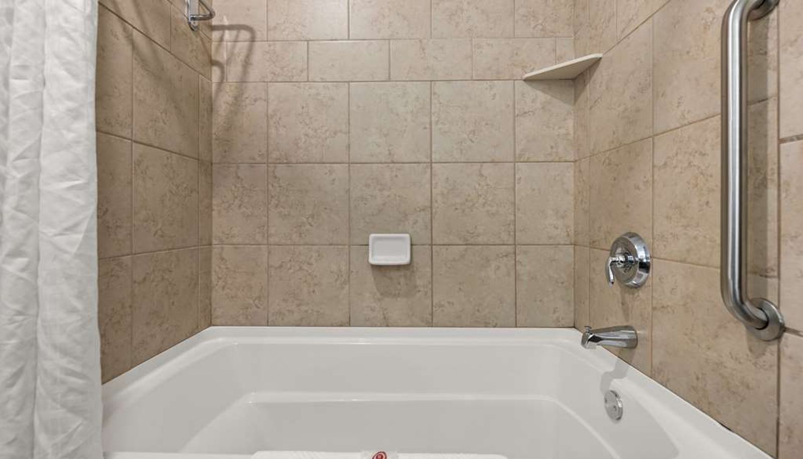 Zimmer - Comfort Suites Hudson I-94