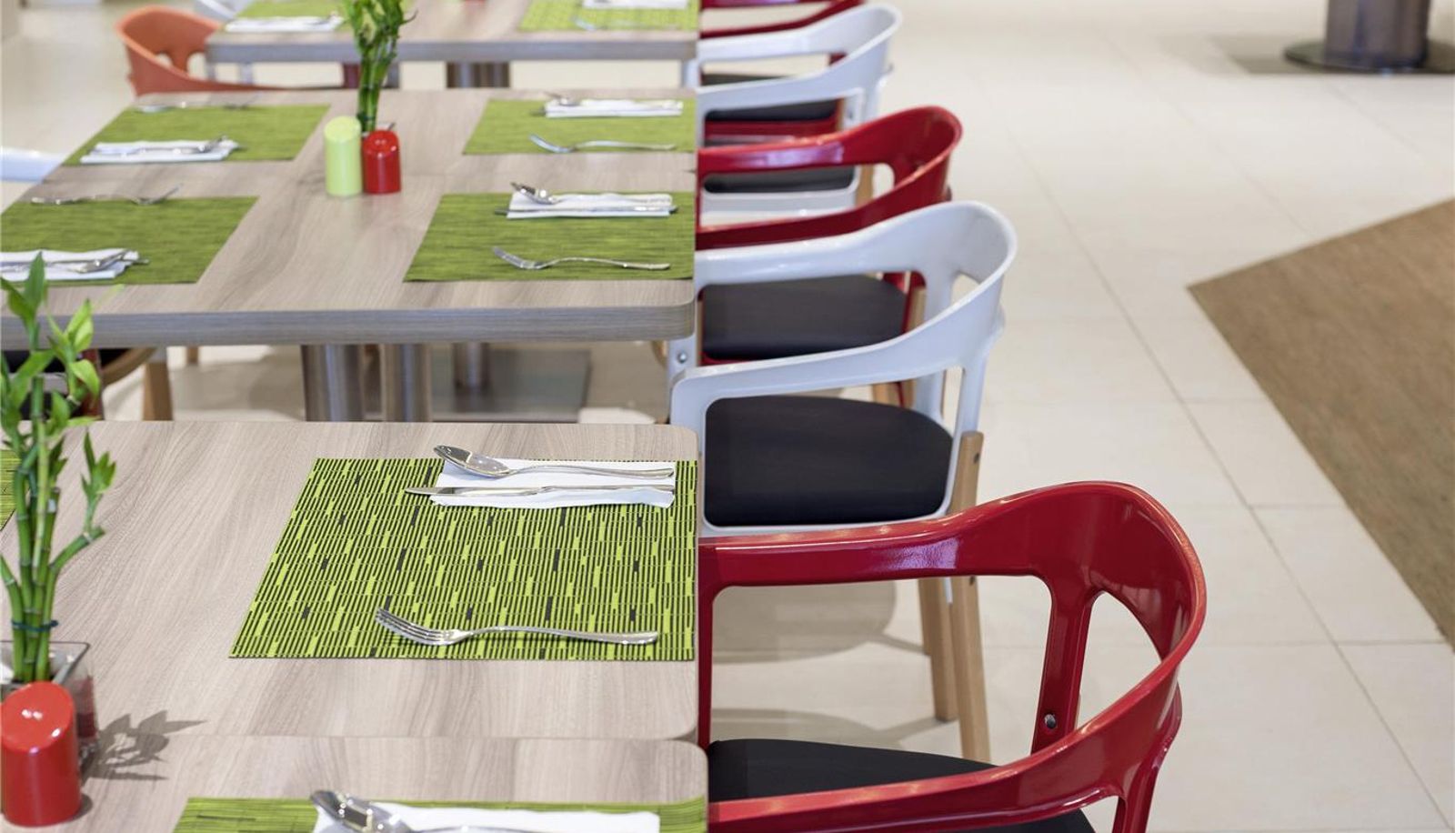 Restaurante - ibis Styles Jakarta Mangga Dua Square