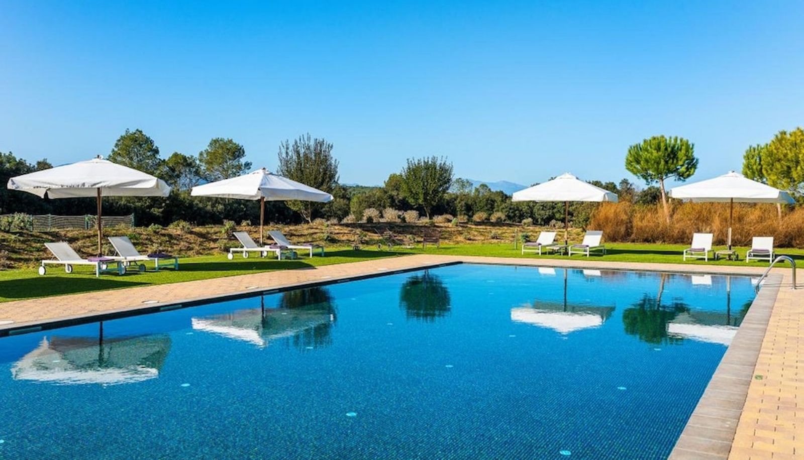 Piscina - Hotel Casa Anamaria