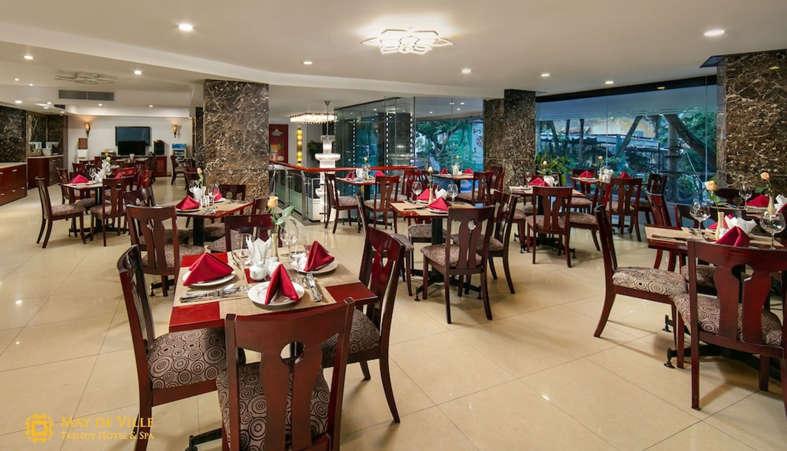 Restaurant - May De Ville Corner Hotel