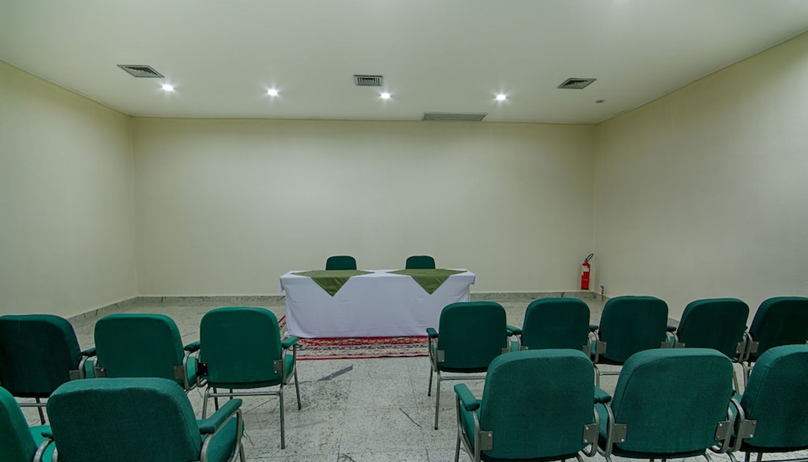 Sala de reuniones - Hotel Golden Park Curitiba by Nacional Inn
